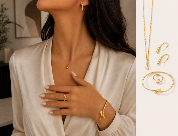 Gouden Sieradenset voor Dames – Ketting, Oorbellen, Ring & Armband – Minimalistische Druppel Design – 4-delige Set