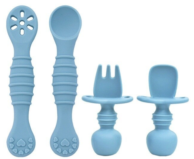 Siliconen Baby Bestekset – 2 Sets (Groot & Klein) – Ergonomische Greep – BPA-vrij – Blauw – Vanaf 6 Maanden