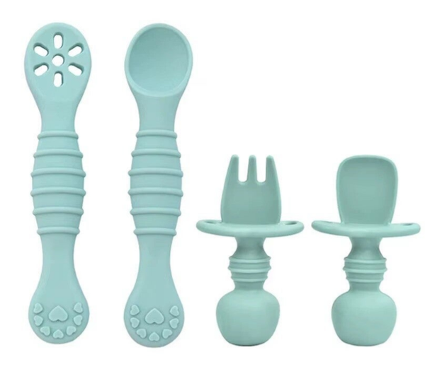 Siliconen Baby Bestekset – 2 Sets (Groot & Klein) – Ergonomische Greep – BPA-vrij – Mintgroen– Vanaf 6 Maanden
