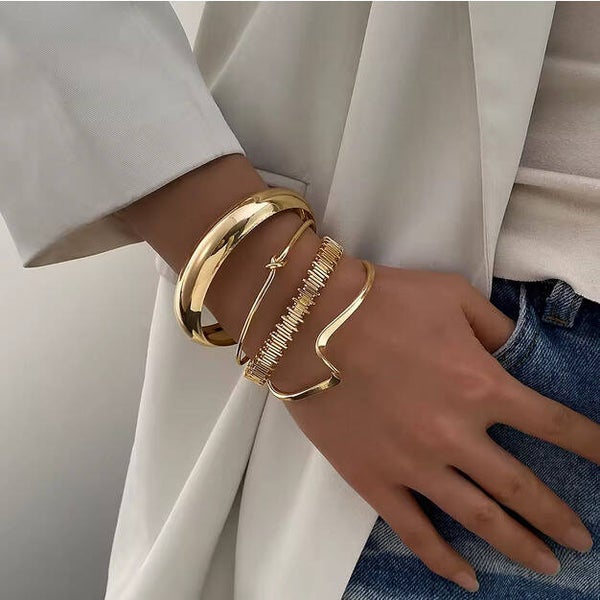4-Delige Gouden Armbanden Set Dames – Verstelbare Bangle Armbanden – Trendy Statement Sieraden Set – Goudkleurige Cuff Armbanden