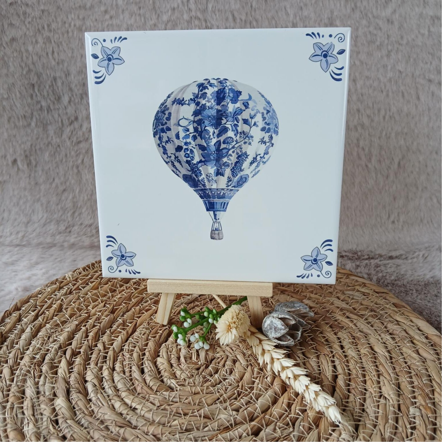 Delfts blauw tegeltje; Luchtballon