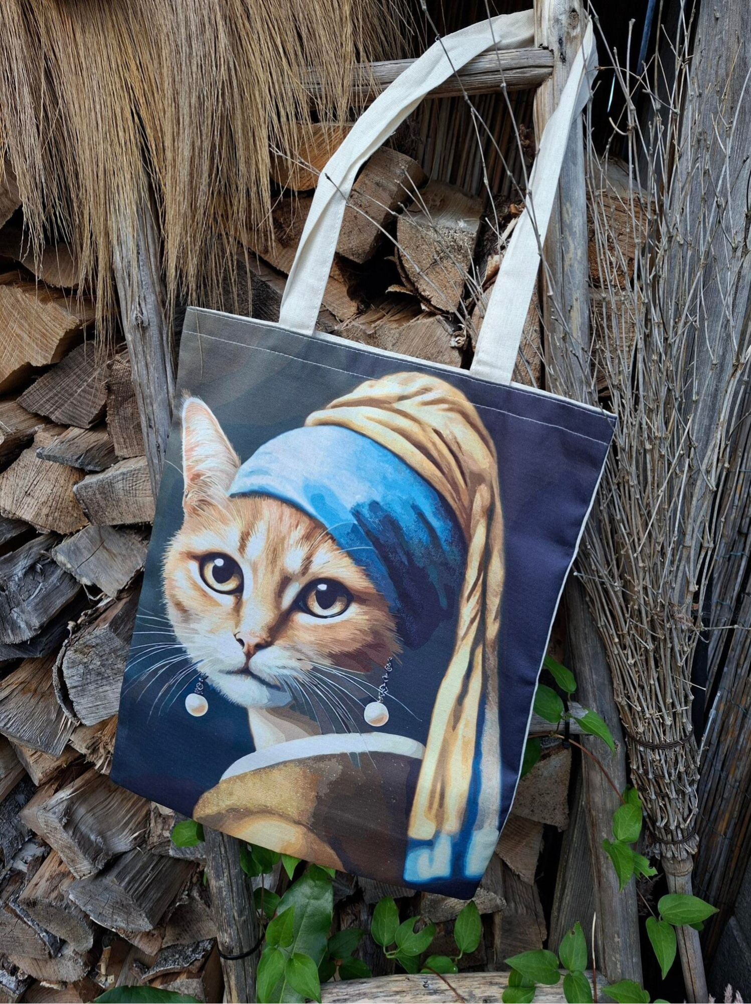 Tas; Poesje met de parel