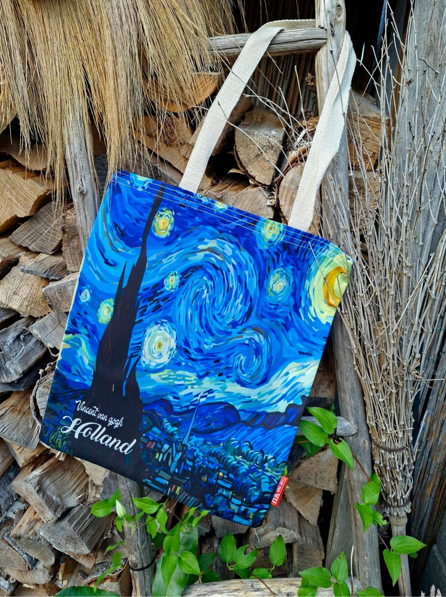 Tas; Sterrennacht, van Gogh
