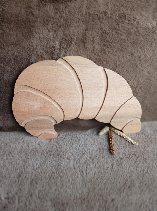 Borrelplank croissant