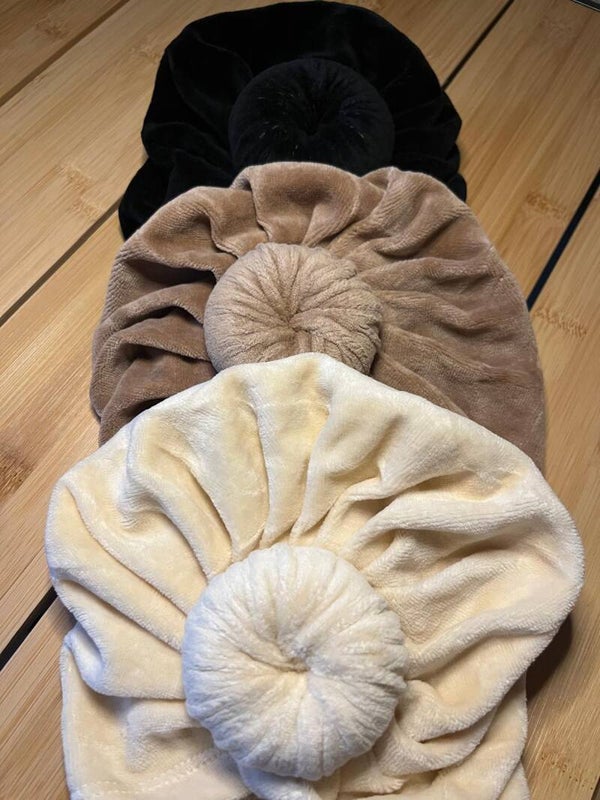Turban mutsje velvet taupe Loulou