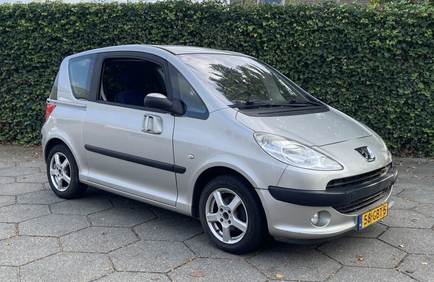 Peugeot 1007 1.6i-16v