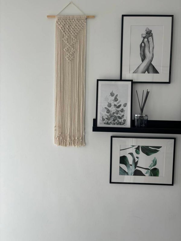 Macrame wall art hanger