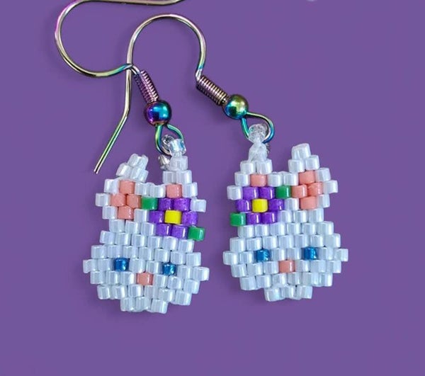 Beaded Easter bunny earrings