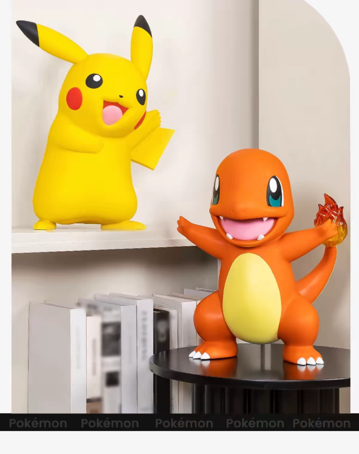 Pokémon Official Merchandise - Figure da Collezione Grandi (Pikachu / Charmander)