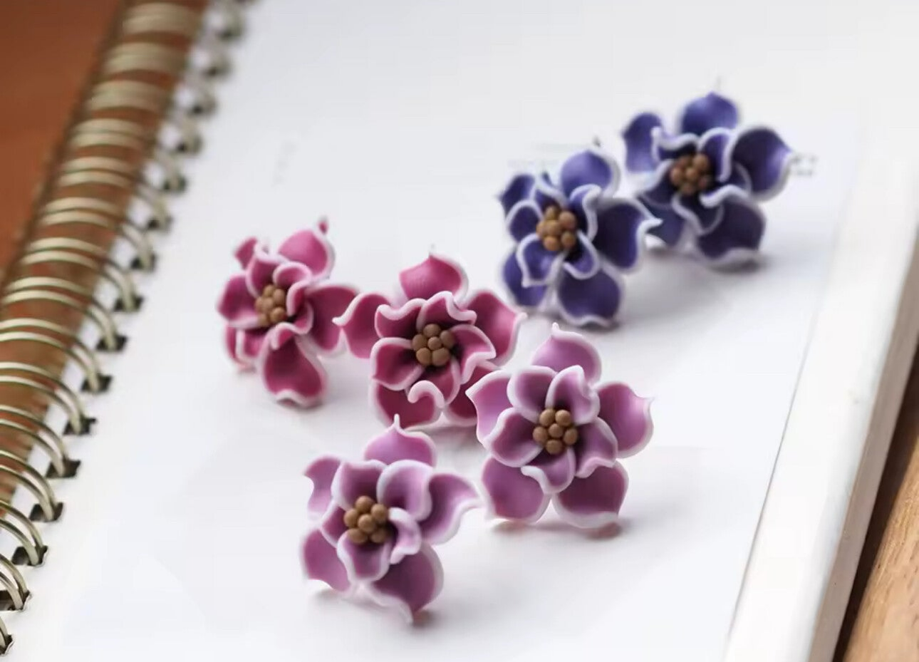 boucles d'oreilles en pate polymère
