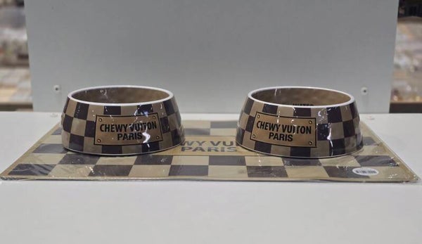 Chewy Vuiton PARIS - Placemat met 2x Middelmaat Drink/Voerbak