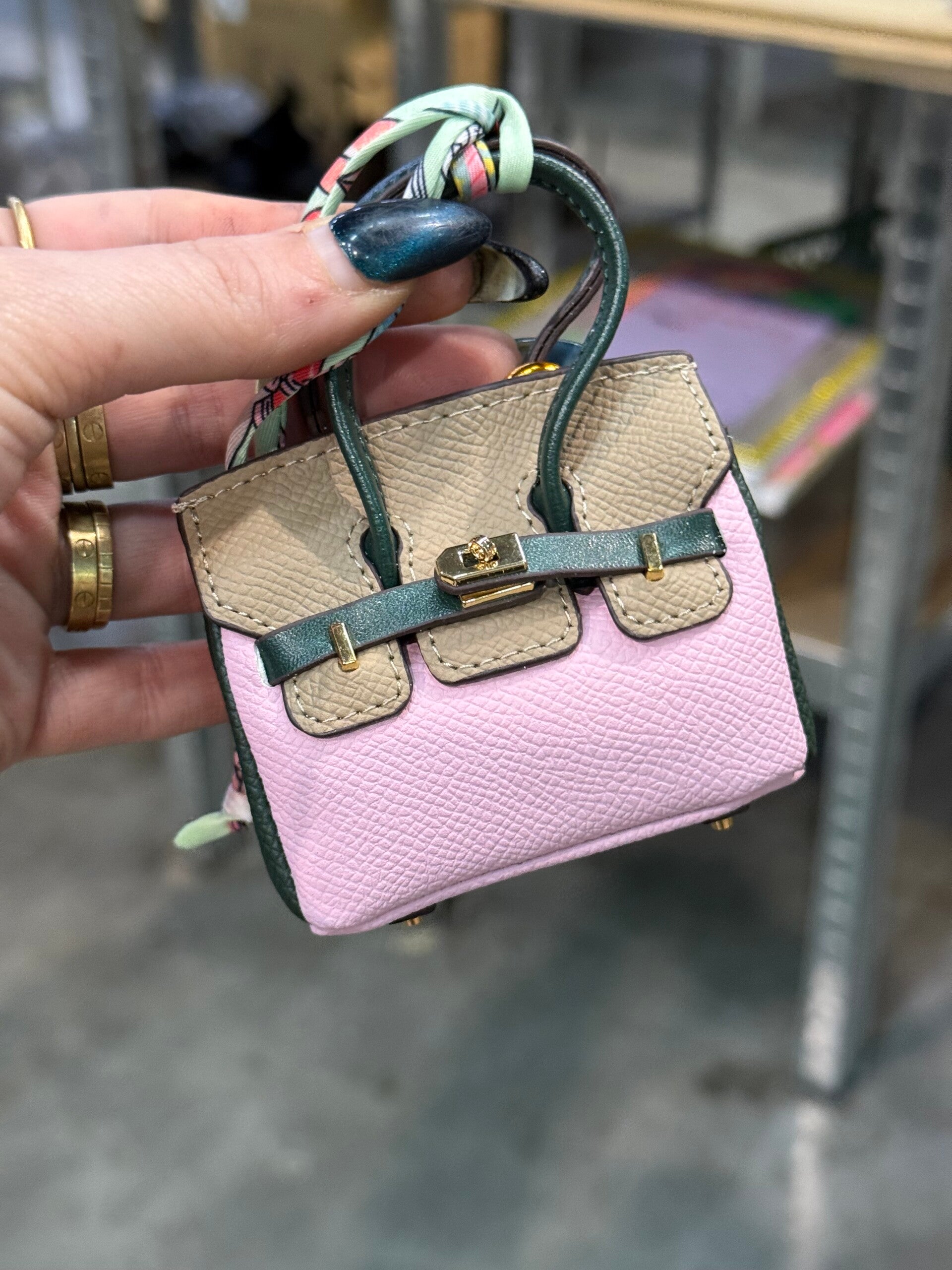 Barkin - poepzakje dispenser- Roze met groen B23.4