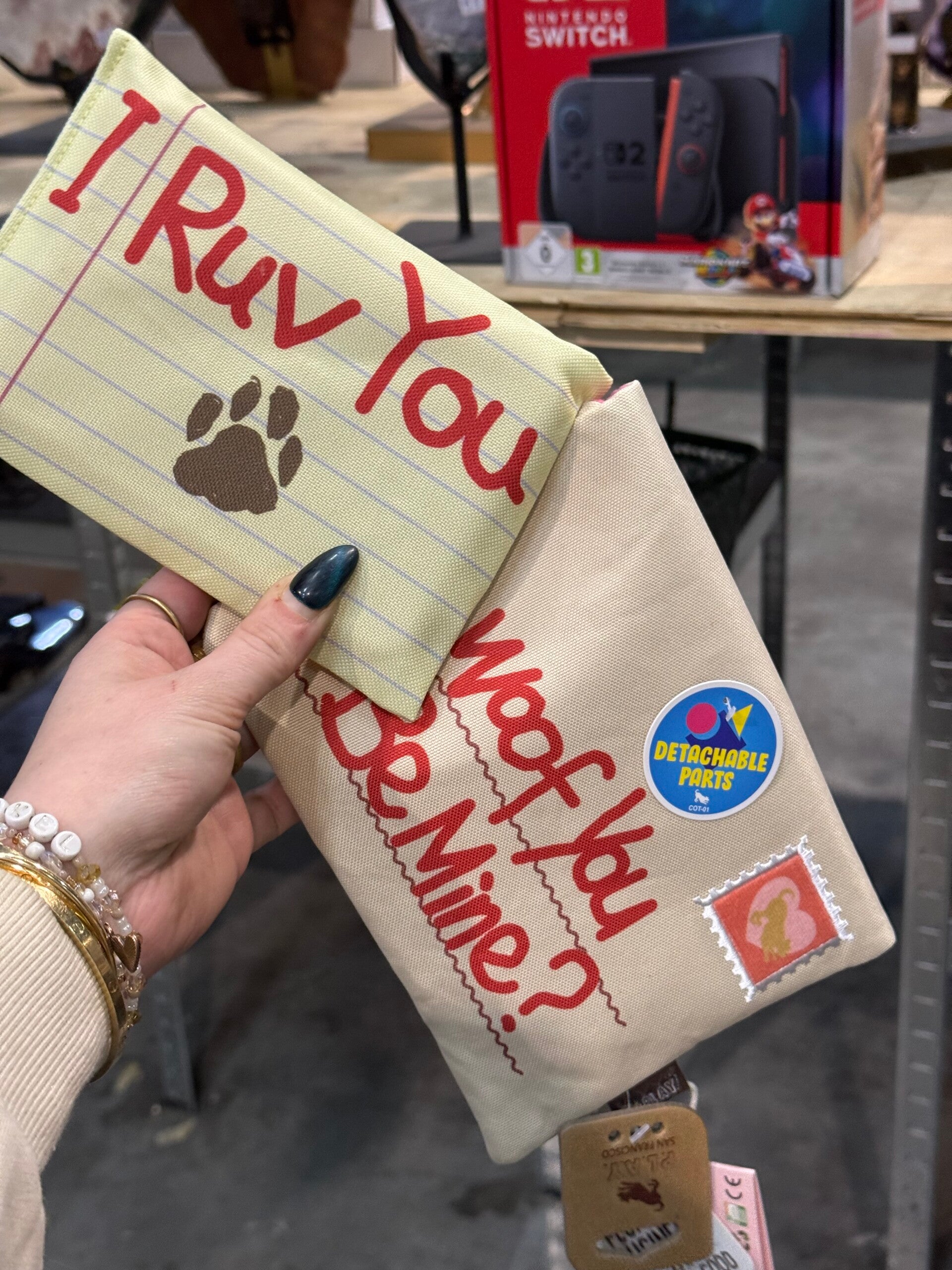 PLAY - I WUF YOU A2.4