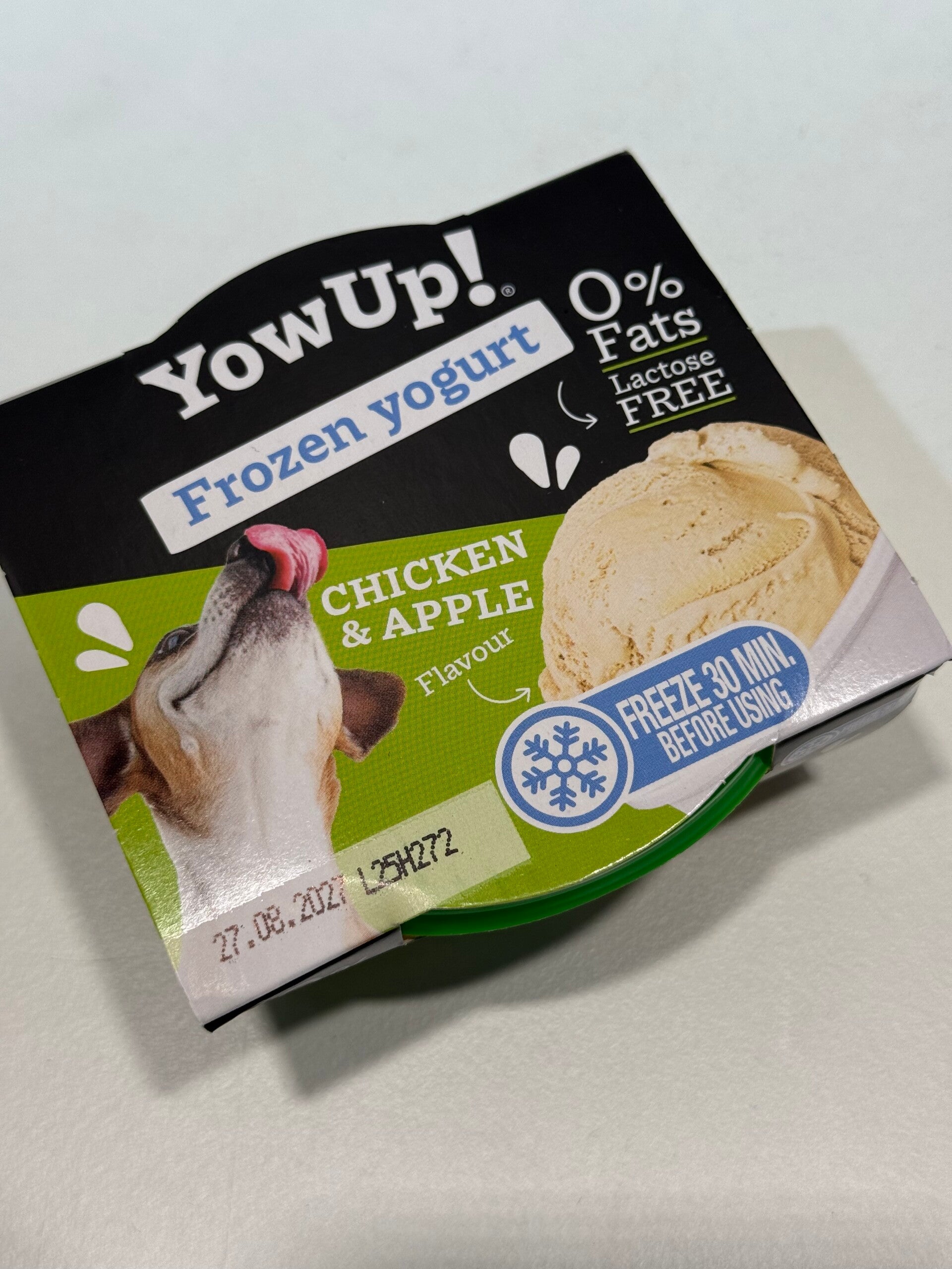 Yowup! - Frozen Yogurt - Chicken & Apple - B6.10