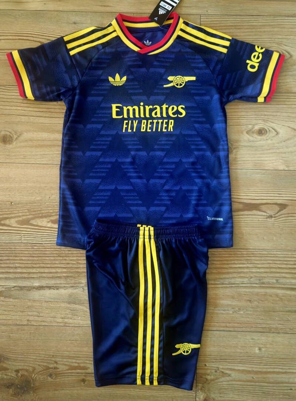 Kids Away Arsenal sets  26/27 season