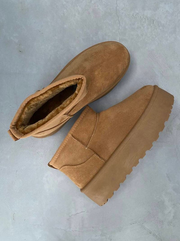 UGHIES camel plateau