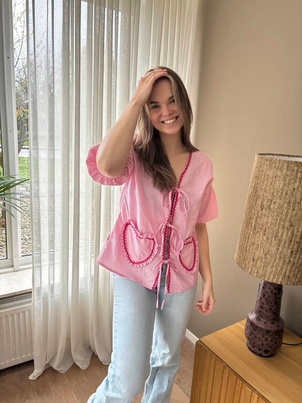 Blouse bow / hartje roze