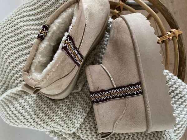 UGHIES beige randje plateauzool