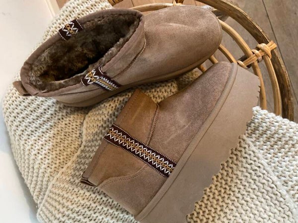 UGHIES taupe randje plateauzool