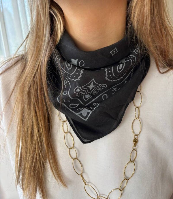 Paisley Sjaaltje – Black Night