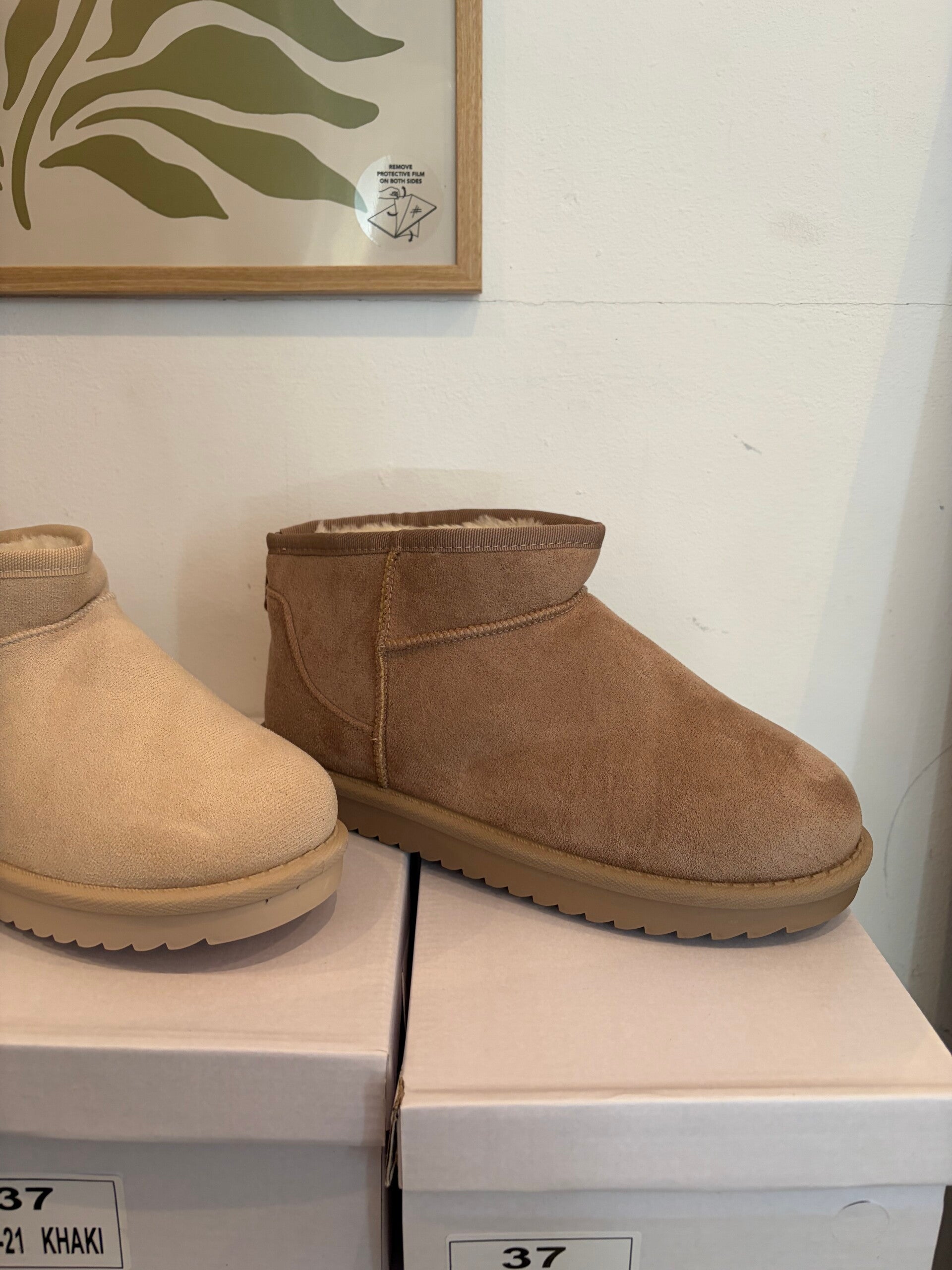 Cozy Boots – Taupe