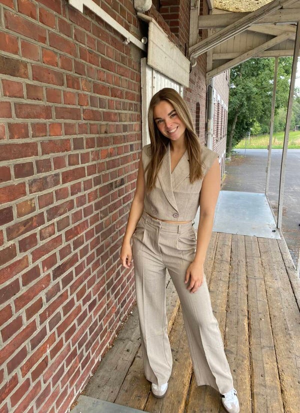 Classy two piece set taupe