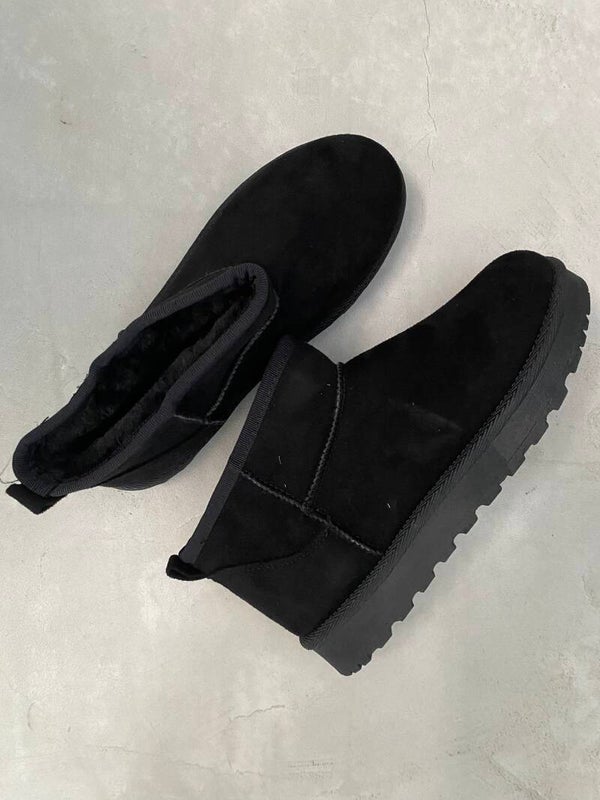 UGHIES black