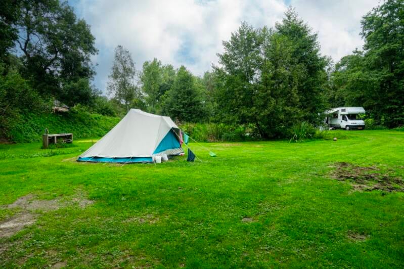 qvv-camp-004-standard-o3cl9j.jpg