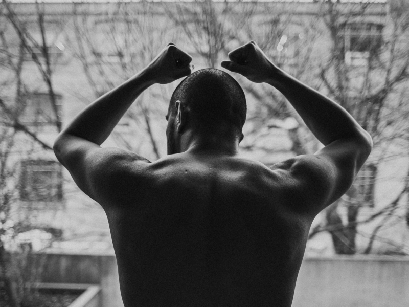 woede, machteloosheid na leugens en verraad