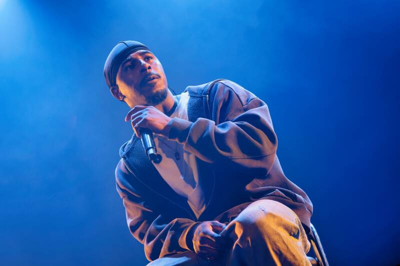 Soul Singer Khamari performing live in Melkweg Amsterdam during his  'To Dry A Tear' Tour in 2026