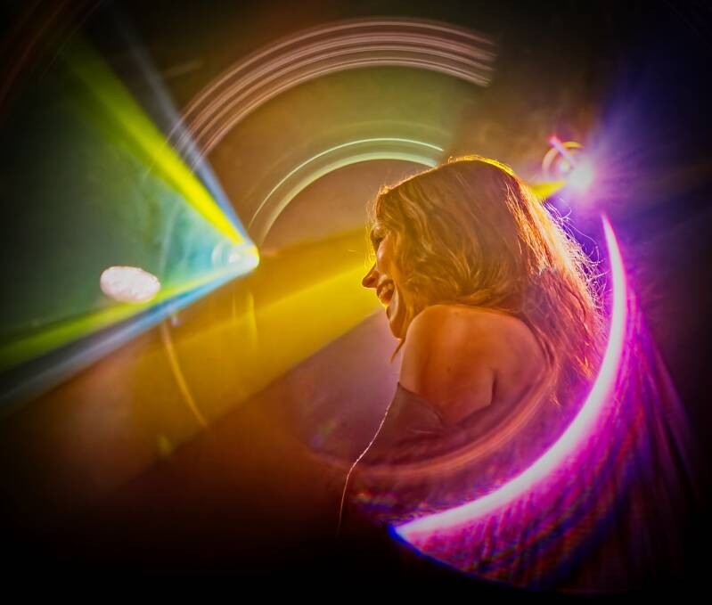 Katie Tupper performing live in the Melkweg Amsterdam during her last night  of the Greyhound Tour 2026