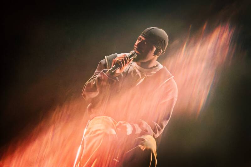 Soul Singer Khamari performing live in Melkweg Amsterdam during his  'To Dry A Tear' Tour in 2026