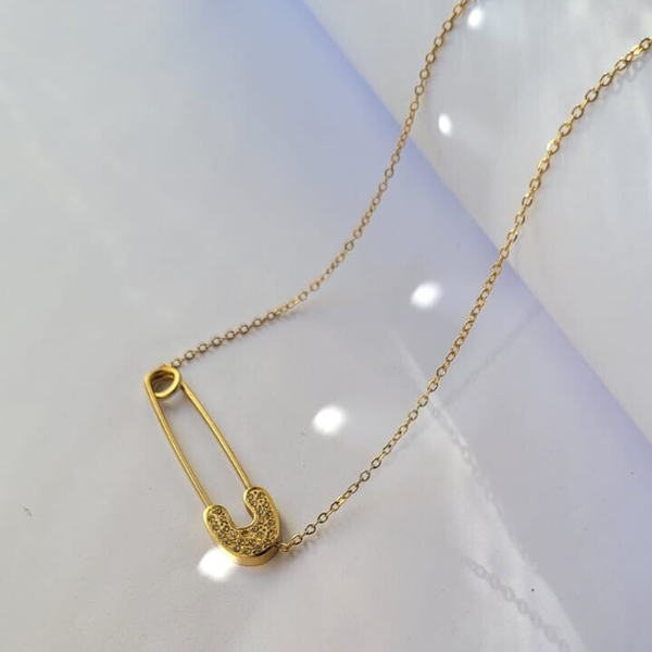 Collier Romane