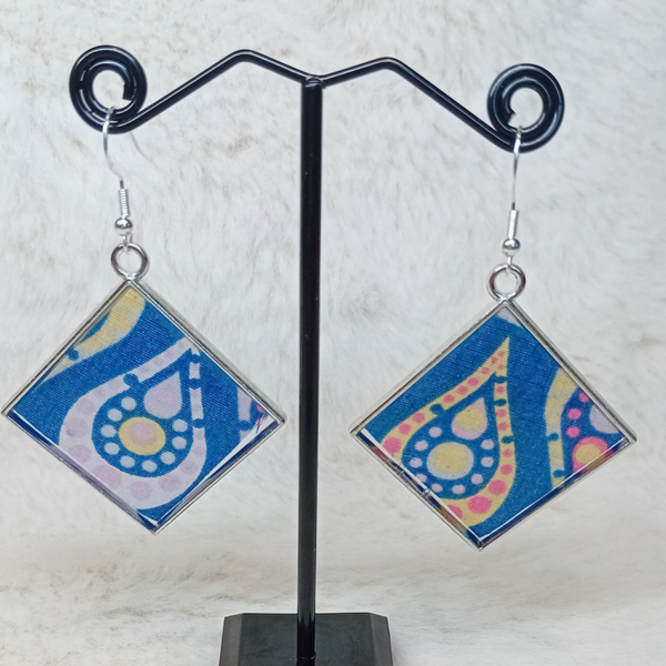 boucles d'oreille