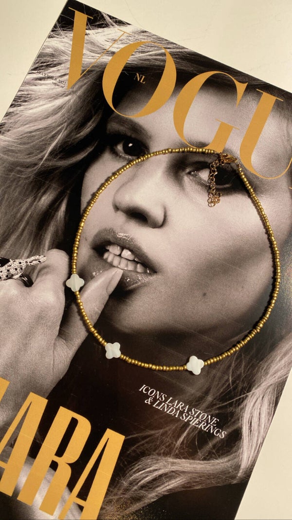 ★ GOLDEN CLOVERS, necklace