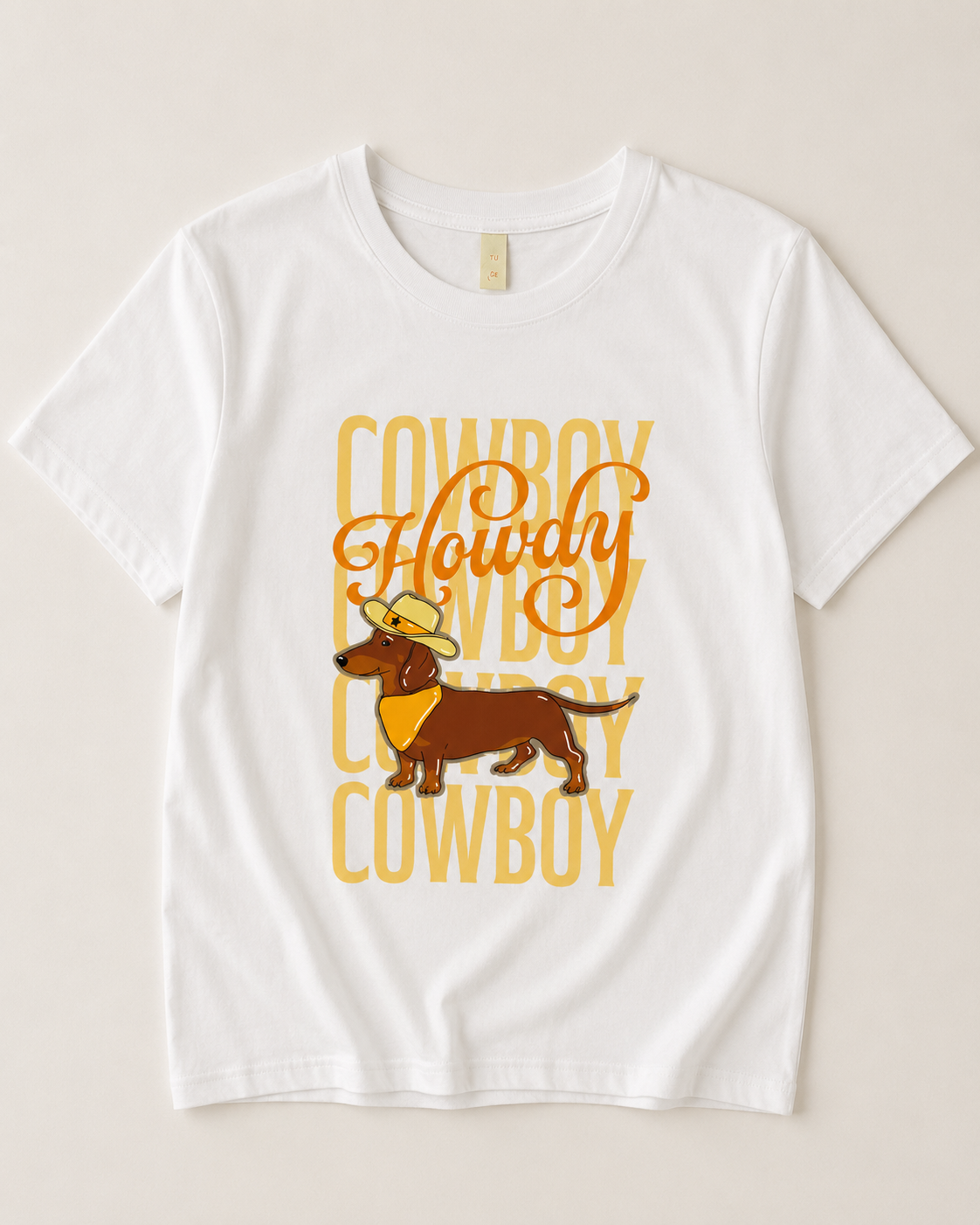 T-shirt: Teckel Cowboy Geel