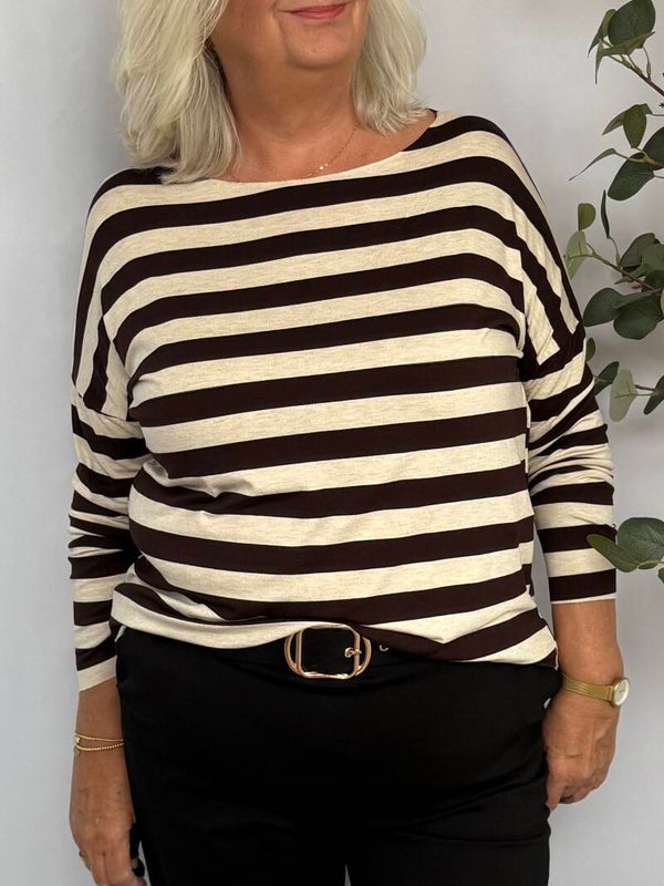 Top: Streep Bruin - Stapelkorting