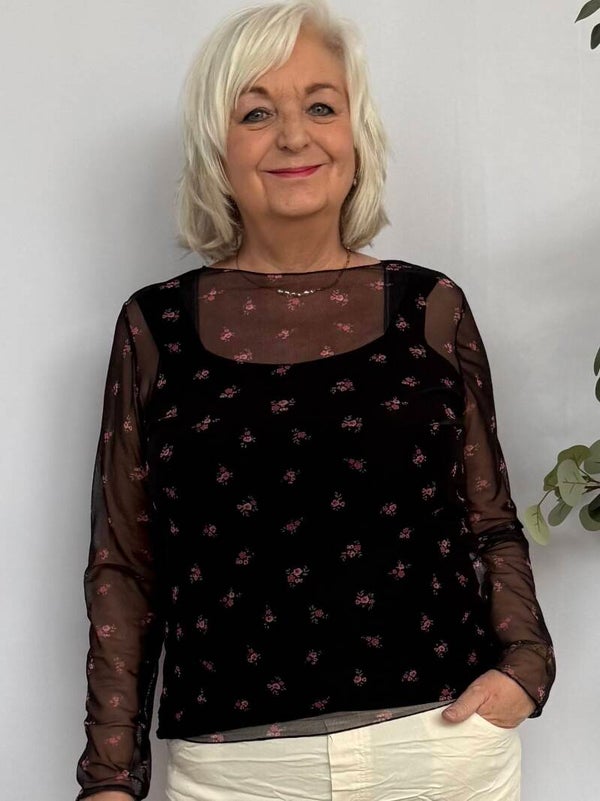 Top: Mesh Bloemen Zwart