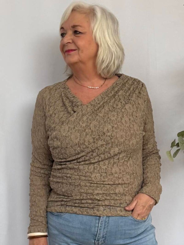 Top: Kant Omslag Taupe