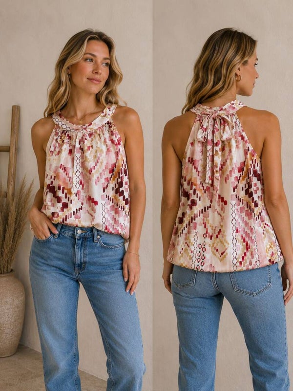 Top: Haltertop Noa Roze