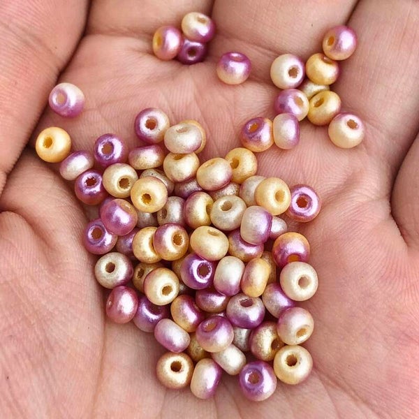 Tsjechisch glas - rocailles 5mm geel paars | per 23 gram