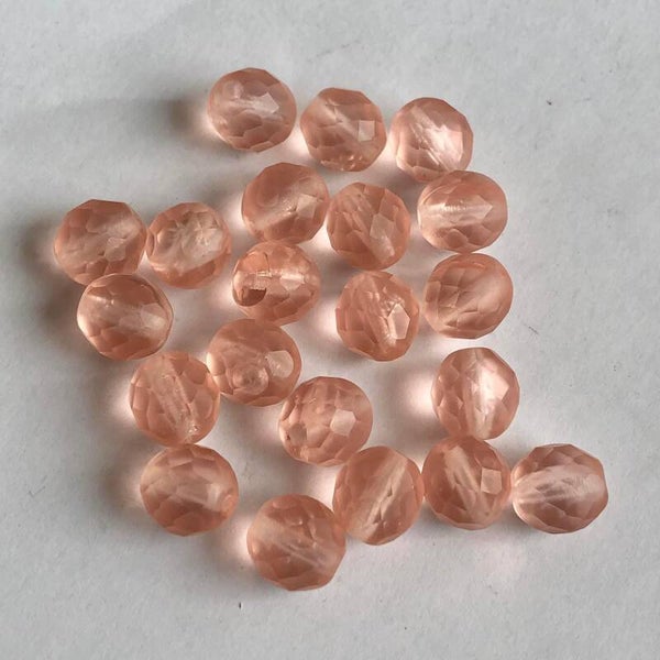 Tsjechisch glas - mat roze 10mm | per 25 gram