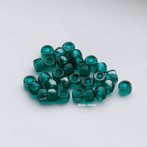 Tjechisch glas - groot gat groen 9mm | per 30 stuks