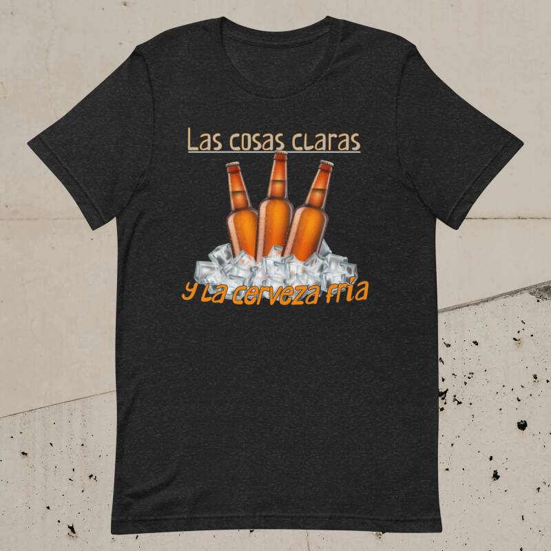 camiseta de manga corta las cosas clara y la cerveza fria