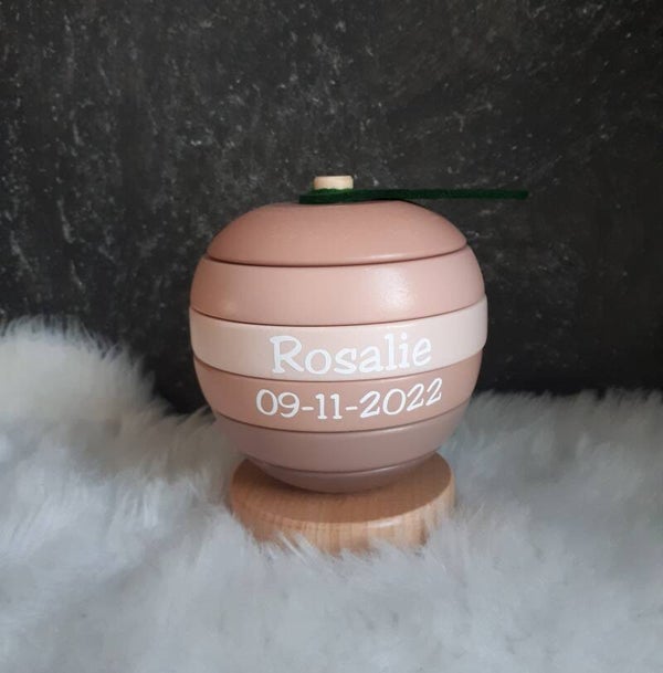 Houten piramide fruit