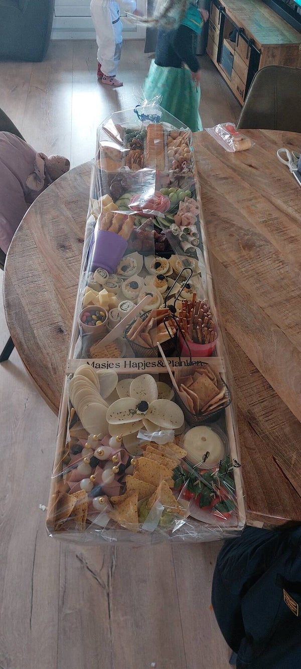 Party Sjoelbak. Vol lekkers voor een compleet feestje! V.a 87.50,-