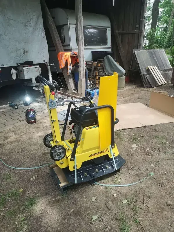 Baumax Rüttelplatte 200KG