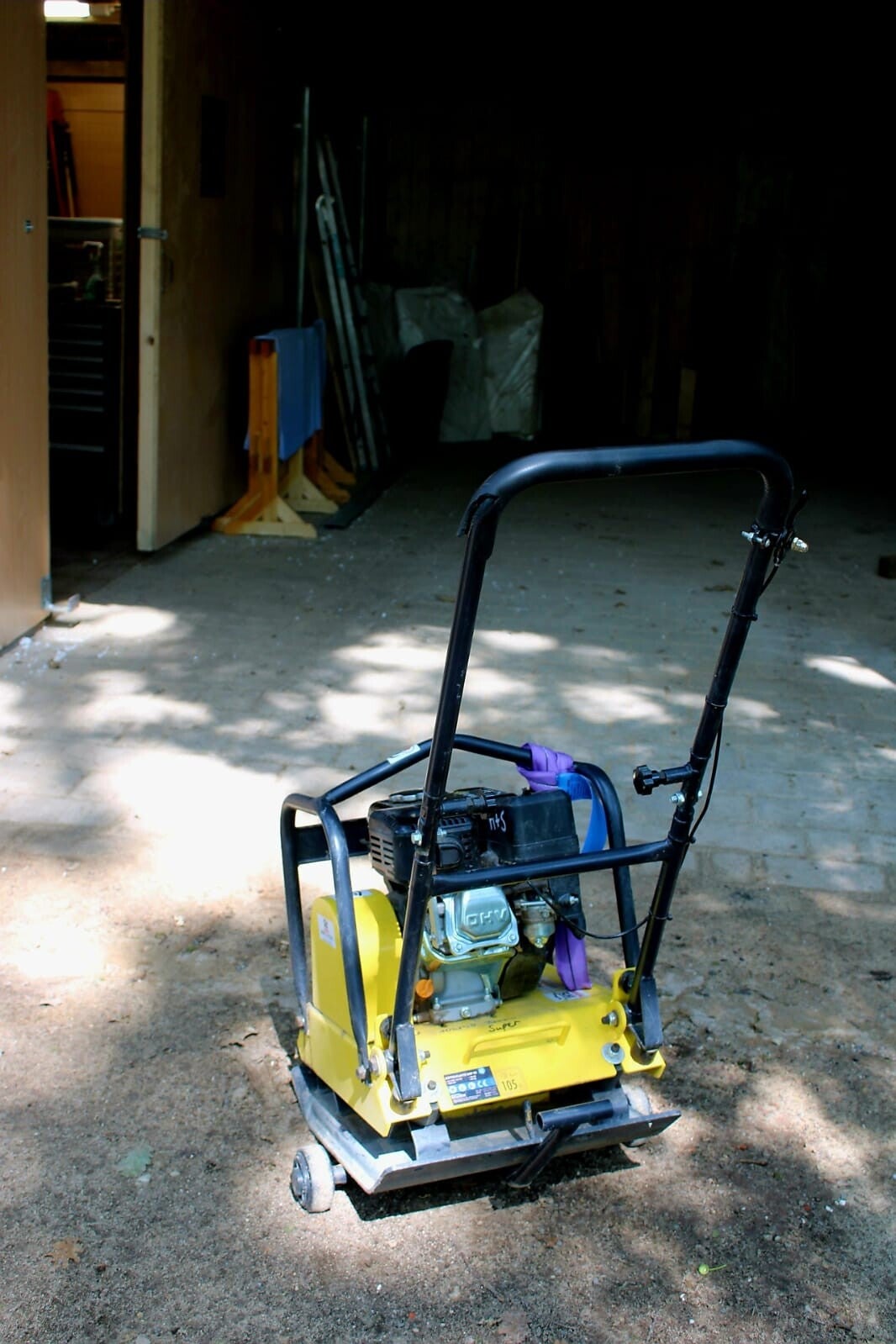 Güde Rüttelplatte 90KG