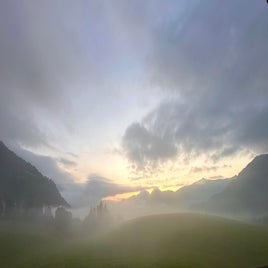 01bd2f25-98b7-4492-a408-cbfbaec2fbb3.jpeg