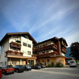 ad028803-cea0-4c54-a721-0f6aa47e82e7.jpeg